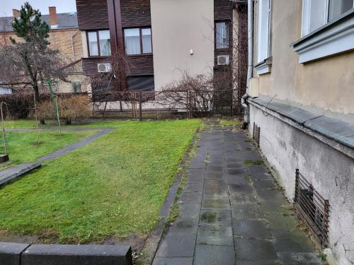 Kert, Treniotos Apartamentai in Zverynas eldership