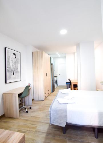 One-Bedroom Apartment image 9