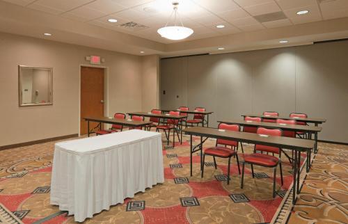 Holiday Inn Carbondale - Conference Center an IHG Hotel - image 21