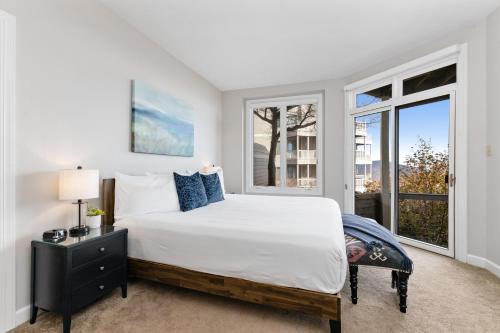 Highridge Court 30 with Wintergreen Advantage - image 6
