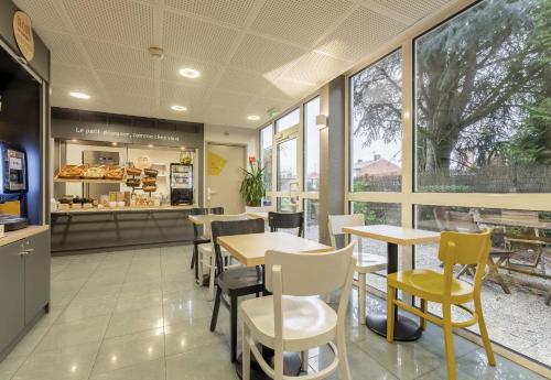 B&B 호텔 Douai Parc des Expos Cuincy - 레스토랑