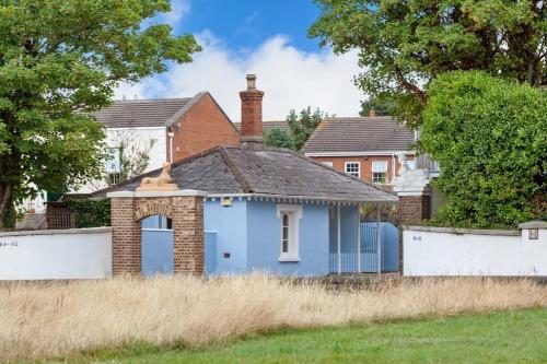 Magical Gate Lodge on Dublin Coast, Dublin