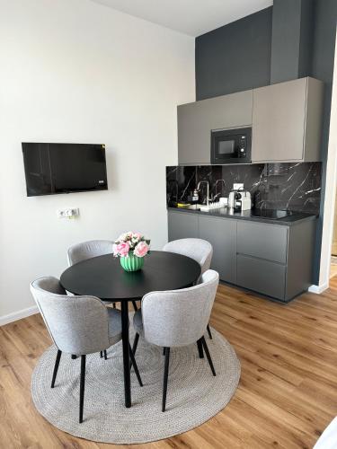 Mystical 2-bed Apartment in heart of Prague, Прага (фото 7)