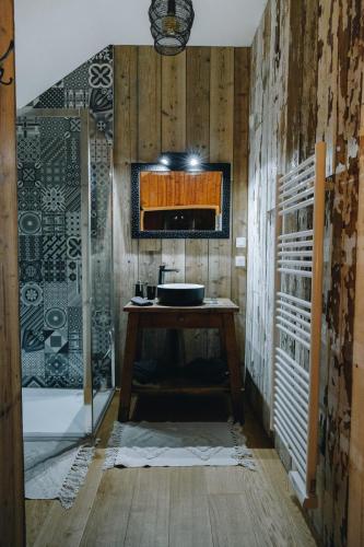 Zuhanyzó, Le Poulailler Spa & Sauna in Auderville