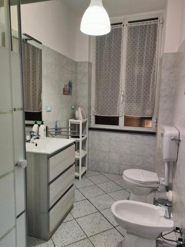 Appartamento Pietra di Mare, Porto Antico, Genua (Foto 9)