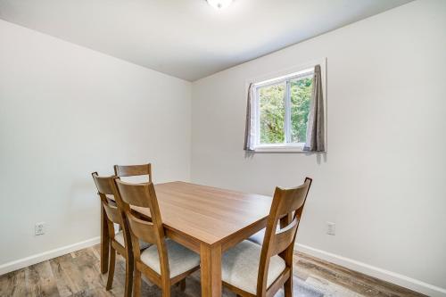 Charming Glens Falls Retreat Near Downtown! in Glens Falls, USA
