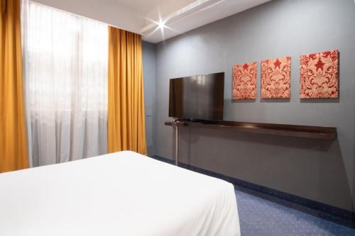 Hotel Degli Imperatori - main image