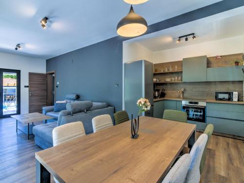 Holiday Home Kal by Interhome in Donji Zagon