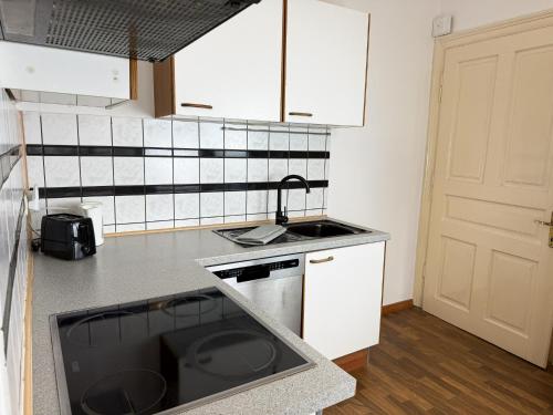 מטבח, Serenity Apartment Essential in לאובן