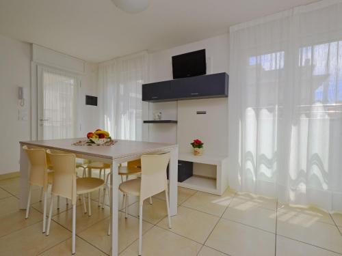 Apartment Mare-5 by Interhome