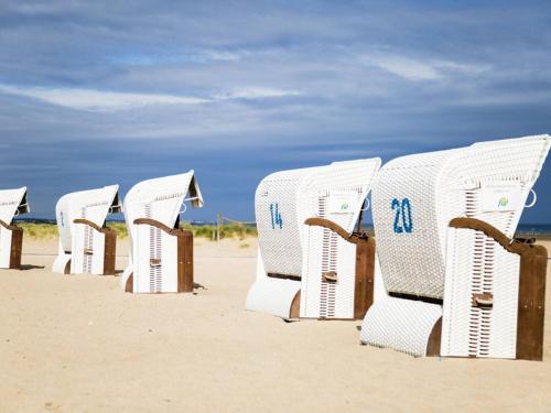 Maison élégante avec jacuzzi, confort moderne et histoire à Ranville - FR-1-788-44 (Maison elegante avec jacuzzi, confort moderne et histoire a Ranville - FR-1-788-44) in เอรูวีล แซ็ง แคลร์