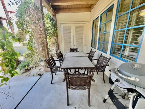 Gorgeous Ground Floor Villa Near Main Pool in 拉钦塔(CA)