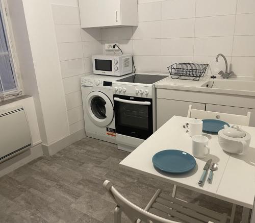 Konyha, Chambres d'hotes La Distillerie B&B in Saint-Germain-du-Bois