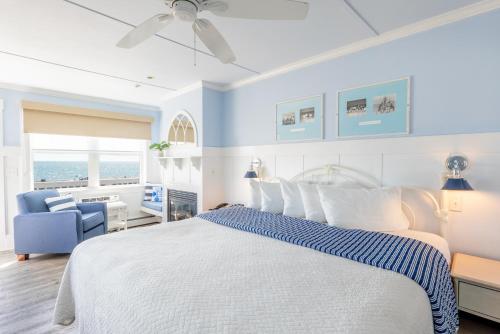 631619197 The Edgewater