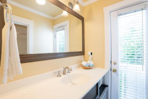 631622025 The Edgewater