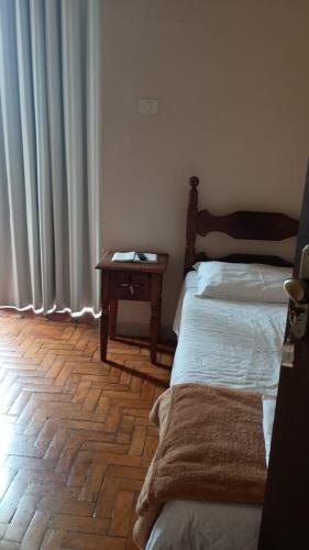 1 twin bed