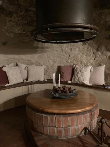 Létesítmények, Casa di pietra in Castelnuovo di Val di Cecina