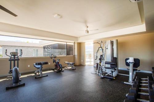 Versalles Retreat, Modern 2BR with Gym and BBQ in Puerto Vallarta, Mexico