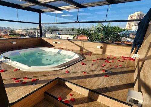 Cobertura Triplex de Luxo com Jacuzzi Privativa na Super Quadra Morumbi