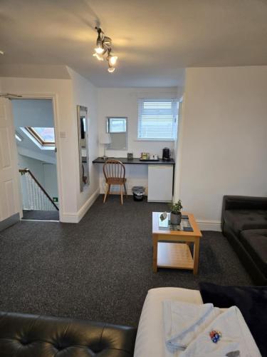 The Seacroft Guest House - image 12