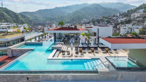 Stylish Loft | Workspace, Rooftop Bar & Gym, Puerto Vallarta (foto 8)