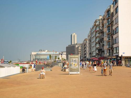 Apartment in Ostend near Sandy Beaches