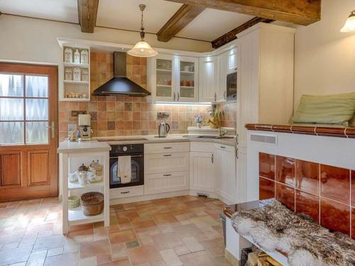 virtuve, Chalet in Liberec near Ski Resort Jested in Svetla pod Jestedem
