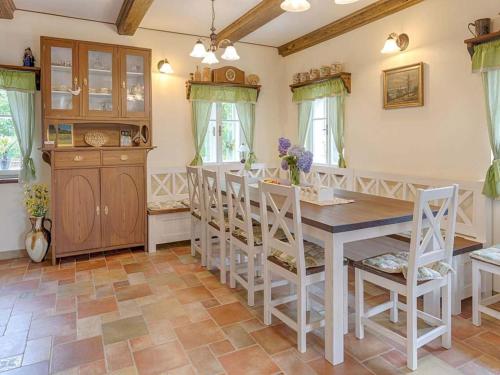 Viesnīcas āriene, Chalet in Liberec near Ski Resort Jested in Svetla pod Jestedem