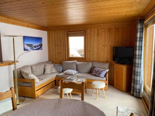 Charmant 3 pièces à Méribel, 5 pers, balcon, WIFI, garage - FR-1-411-969 (Charmant 3 pieces a Meribel, 5 pers, balcon, WIFI, garage - FR-1-411-969) in เลเซเรตตา