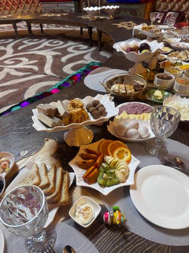 Ethnochill Karakol yurt camping in คาราคล