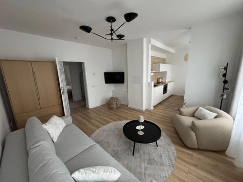 ApartNaest Radeberg - vollausgestattete 1 - bis 4-Zimmer Apartments l 24h Zugang per Code l Check-in in Radeberg
