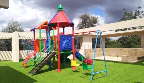 Játszótér, Modern, fully furnished 2BD apt in Spring Völgy