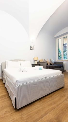 Monti Nonna Francesca - ZENO 49, Rome (photo 6)
