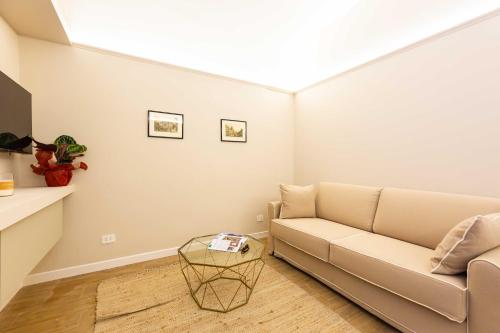 Monti Nonna Francesca - ZENO 49, Rome (photo 9)