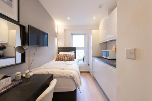 Tiny Yet Perfect Studio Apartment, London