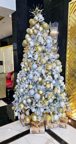 Superb 1 BR apt next to Burj Khalifa and Dubai mall, Dubai (photo 3)