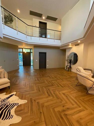 Lotus Villa - Luxurious with modern design Lotus Villa - Luxurious with modern design