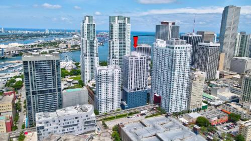 227-2105GV DOWNTOWN MIAMI 1 BEDROOM CONDO in Miami, USA