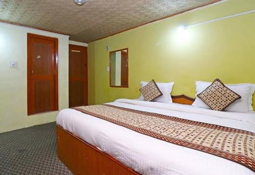 Sleeps 4