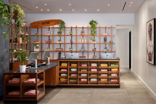 631856649 Alma San Diego Downtown, a Tribute Portfolio Hotel