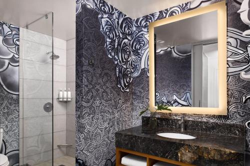 631856722 Alma San Diego Downtown, a Tribute Portfolio Hotel