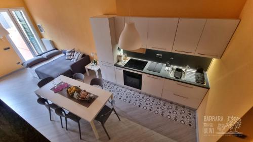 Iekārtas, Barbara tra gli Ulivi in Diano Arentino