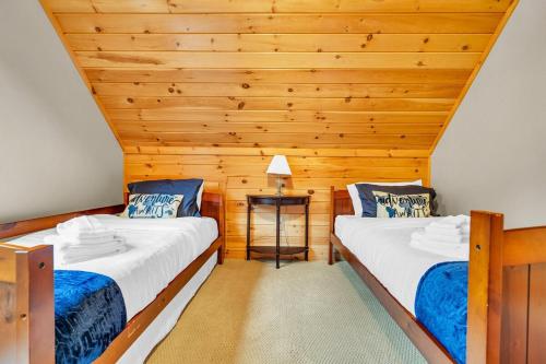 Private Chalet with Fireplace Hottub and Game Room, Bethel (fotografie 6)