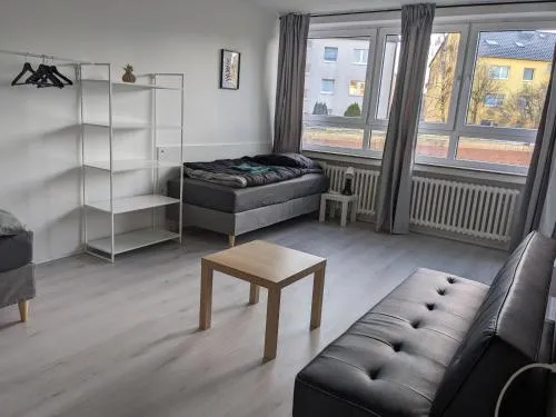 Monteurwohnung Ferienwohnung Business Appartement EG Langenfeld in Gladbach, Deutschland
