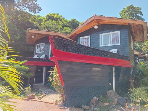Pirates Bay Resort & Spa in Sang Kha Ou