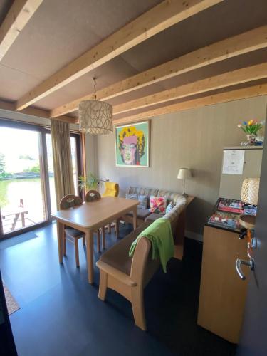 T kan Verkeren - Houseboat, Ámsterdam (foto 9)