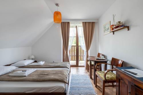 1 queen bed