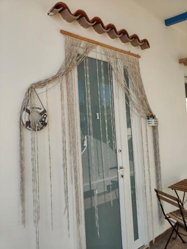 3 bedrooms, 5 beds