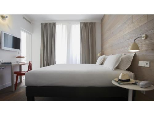 9Hotel Opera - image 13