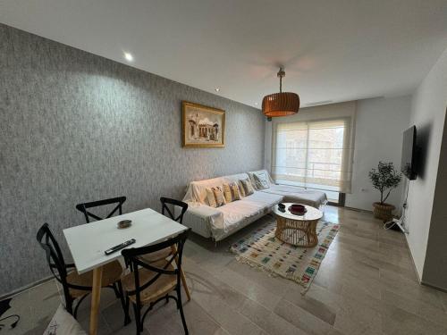 Le Tunisois in Jardins De Carthage